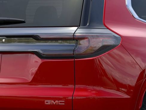 New 2026 GMC Acadia Denali w/ Super Cruise Package FWD image 13