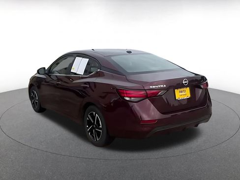 Used 2025 Nissan Sentra SV FWD image 11