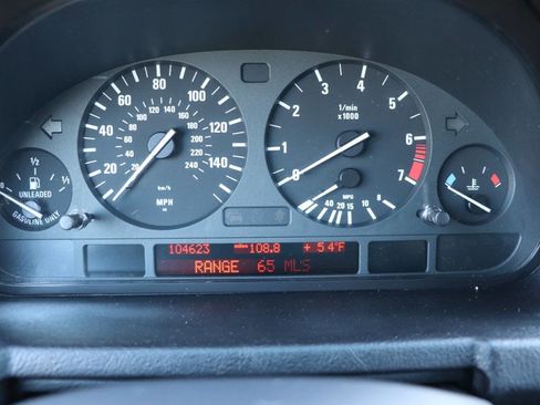 Used 2002 BMW X5 3.0i image 25