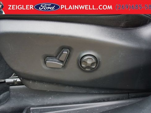 Used 2025 Chrysler Pacifica Select FWD image 20