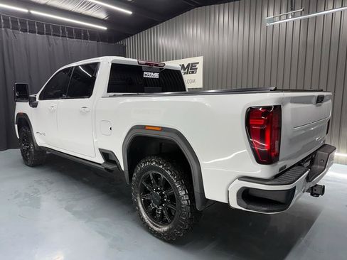 Used 2022 GMC Sierra 2500 AT4 w/ AT4 Premium Plus Package AWD/4WD image 4