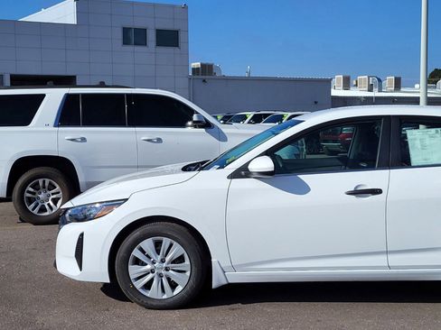 New 2025 Nissan Sentra S image 2