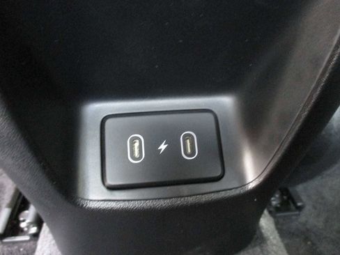 Used 2024 Hyundai Elantra SEL w/ Convenience Package image 27