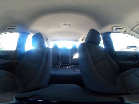 Used 2025 Toyota Corolla LE FWD image 41