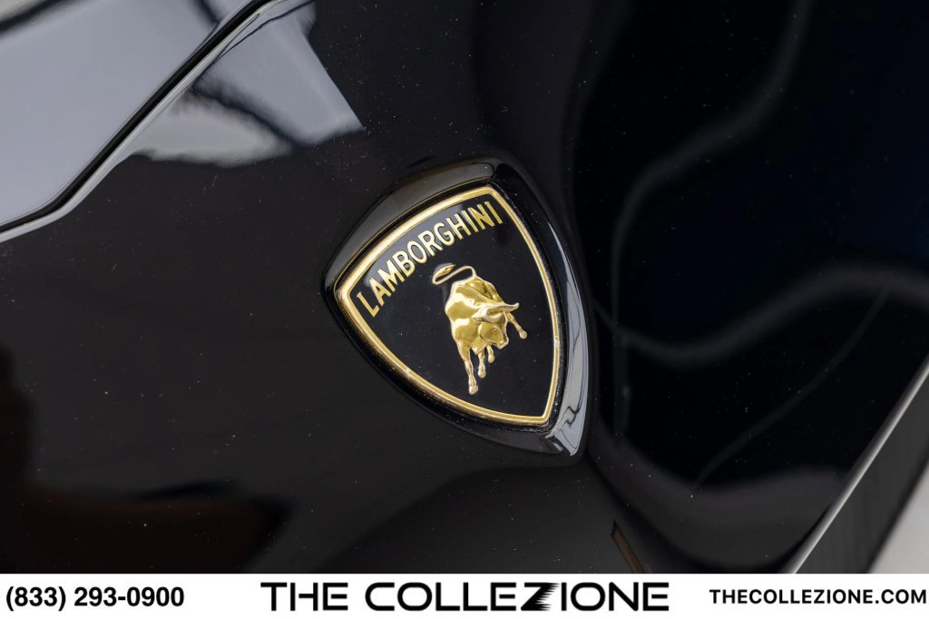 Used 2012 Lamborghini Aventador LP 700-4 AWD/4WD image 6