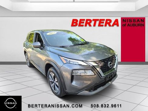 Used 2023 Nissan Rogue SV AWD/4WD image 4