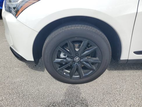 Used 2025 Acura RDX SH-AWD image 3