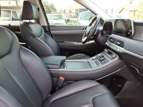 Used 2022 Hyundai Palisade SEL w/ Premium Package FWD image 11