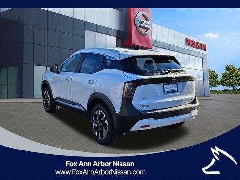 New 2026 Nissan Kicks SV w/ SV Premium Package AWD/4WD image 3