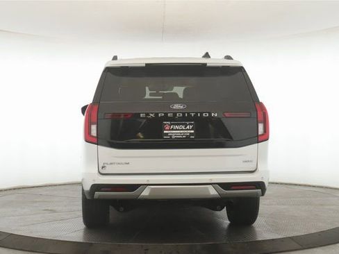 Used 2025 Ford Expedition Max Platinum image 11