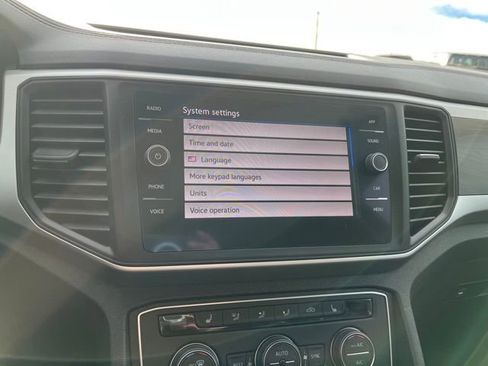 Used 2021 Volkswagen Atlas SE image 44