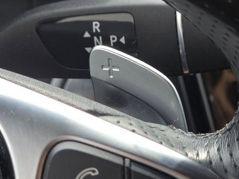 Used 2019 Mercedes-Benz GLC 300 image 14