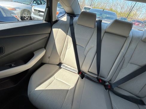 Used 2025 Honda Accord SE image 28