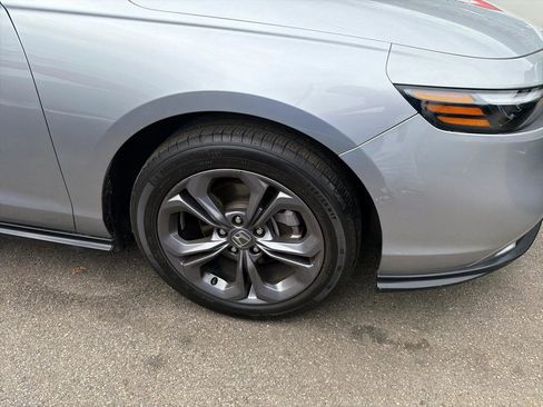 Used 2023 Honda Accord EX image 4