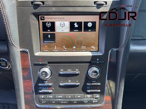 Used 2017 Lincoln Navigator L Reserve image 46