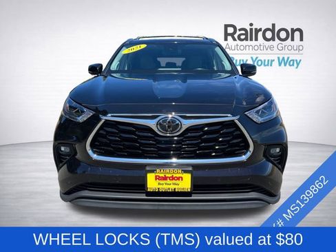 Used 2021 Toyota Highlander Limited AWD/4WD image 2