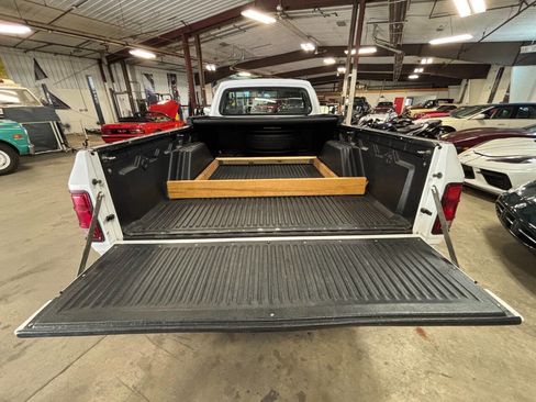 Used 1993 Dodge D/W Truck 250 RWD image 40