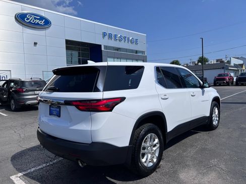 Used 2023 Chevrolet Traverse LS FWD image 13