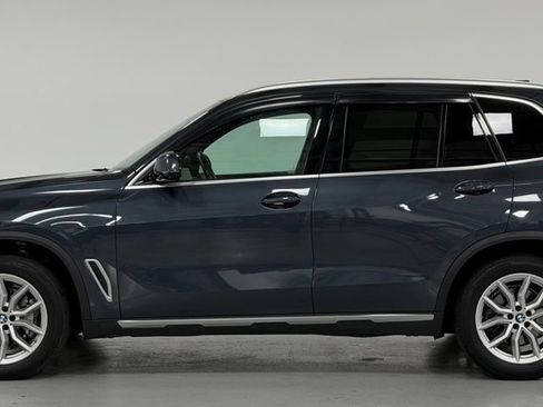 Used 2022 BMW X5 xDrive40i w/ Climate Comfort Package AWD/4WD image 3