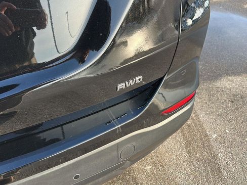 Used 2024 Chevrolet Equinox LS w/ LS Convenience Package image 6