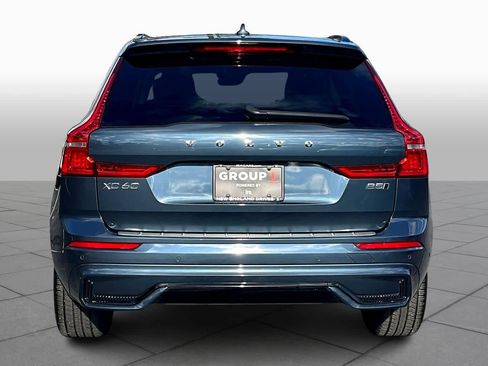 Certified 2023 Volvo XC60 B5 Plus w/ Climate Package image 4