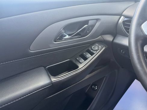 Used 2023 Chevrolet Traverse LT w/ LPO, Floor Liner Package AWD/4WD image 17