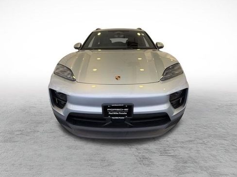 Used 2025 Porsche Macan 4S Electric AWD/4WD image 6