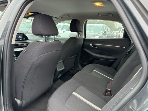 Used 2023 Hyundai Sonata SE image 6