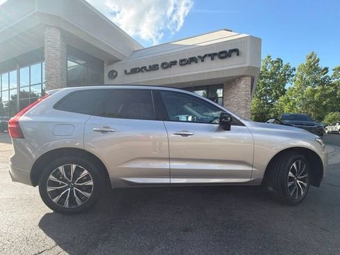 Used 2025 Volvo XC60 B5 Plus AWD/4WD image 8