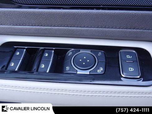 Certified 2023 Lincoln Aviator Standard w/ Premium Package image 25