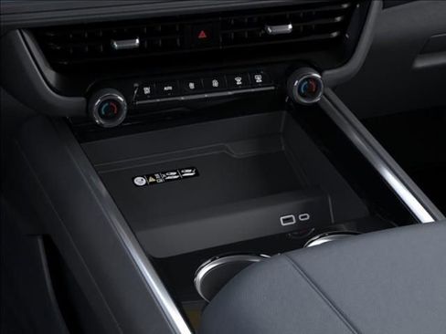 New 2026 Chevrolet Suburban Z71 image 26