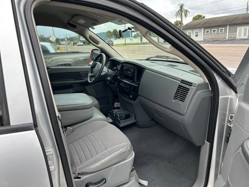 Used 2007 Dodge Ram 1500 Truck ST w/ SXT Group image 7