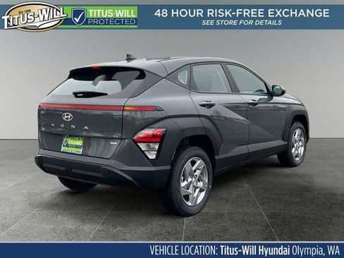 New 2026 Hyundai Kona SE image 7