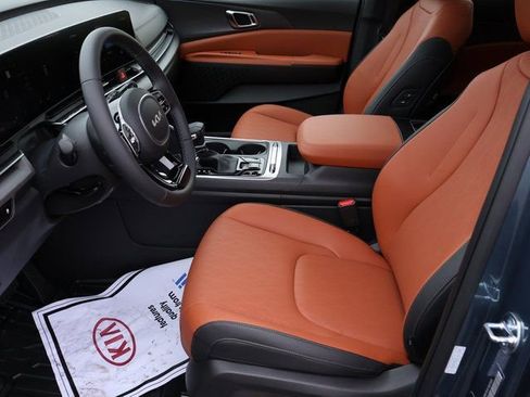 New 2026 Kia Carnival SX image 39