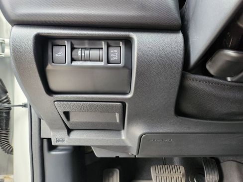 Used 2025 Subaru Forester Touring w/ Popular Package - Touring image 29