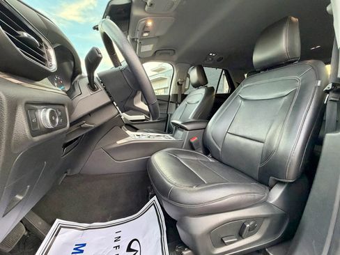 Used 2022 Ford Explorer Limited image 23