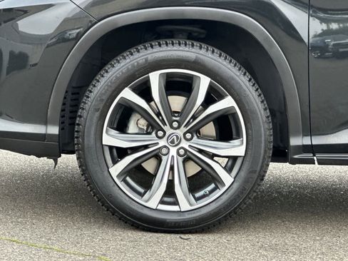 Used 2019 Lexus RX 350L w/ Premium Package image 33