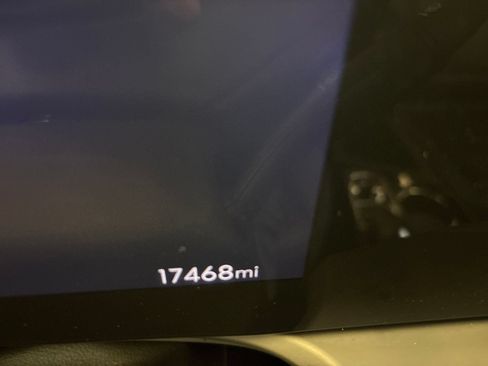 Used 2025 Buick Encore GX Sport Touring FWD image 14