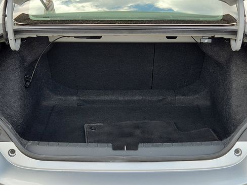 Used 2017 Honda Civic EX-L image 29