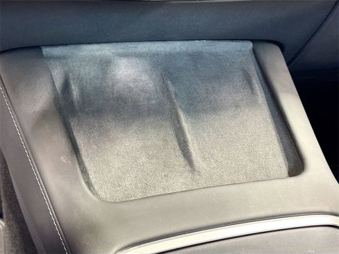 Used 2023 Tesla Model 3 Standard Range image 18