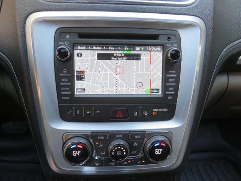 Used 2016 GMC Acadia SLT w/ Premium Edition image 16