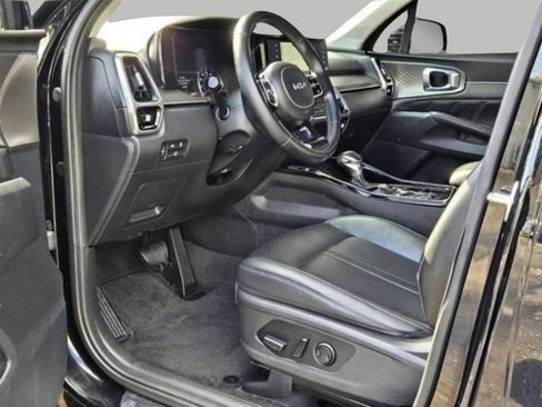 Used 2022 Kia Sorento SX AWD/4WD image 16