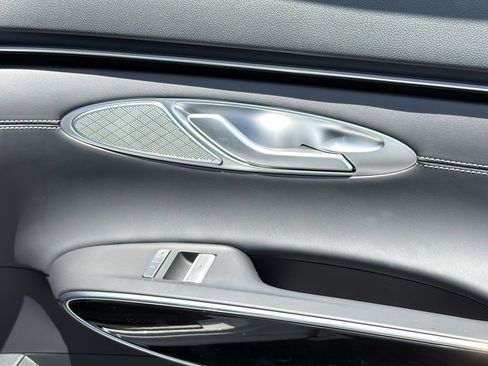 Certified 2026 Genesis GV70 2.5T AWD/4WD image 38