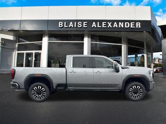New 2026 GMC Sierra 2500 Denali Ultimate AWD/4WD video 2
