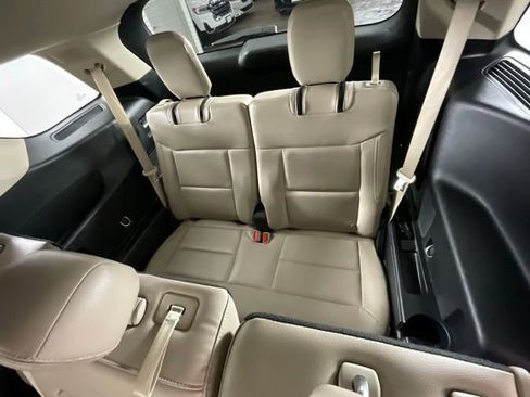 Used 2021 Ford Explorer Limited AWD/4WD image 17