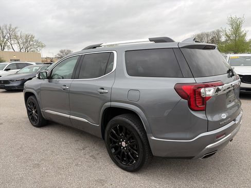 Used 2020 GMC Acadia Denali w/ Denali Ultimate Package AWD/4WD image 7