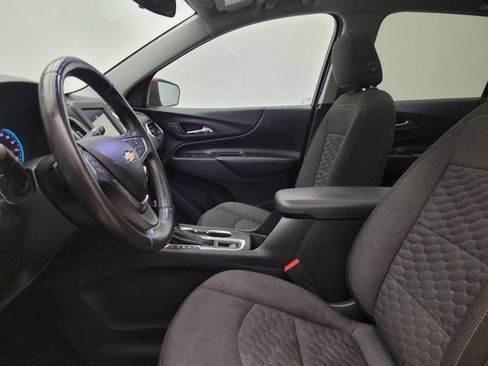 Used 2019 Chevrolet Equinox LT image 17