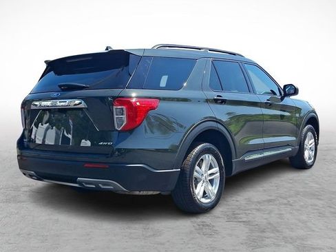 Certified 2022 Ford Explorer XLT w/ Equipment Group 202A AWD/4WD image 6