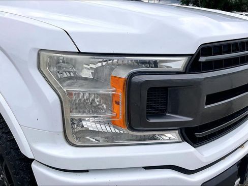 Used 2018 Ford F150 XLT w/ Equipment Group 302A Luxury AWD/4WD image 33