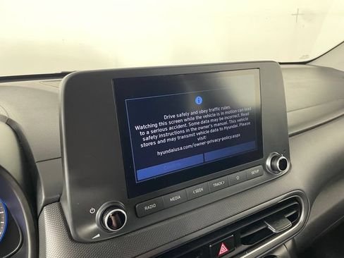 Used 2022 Hyundai Kona SEL AWD/4WD image 7